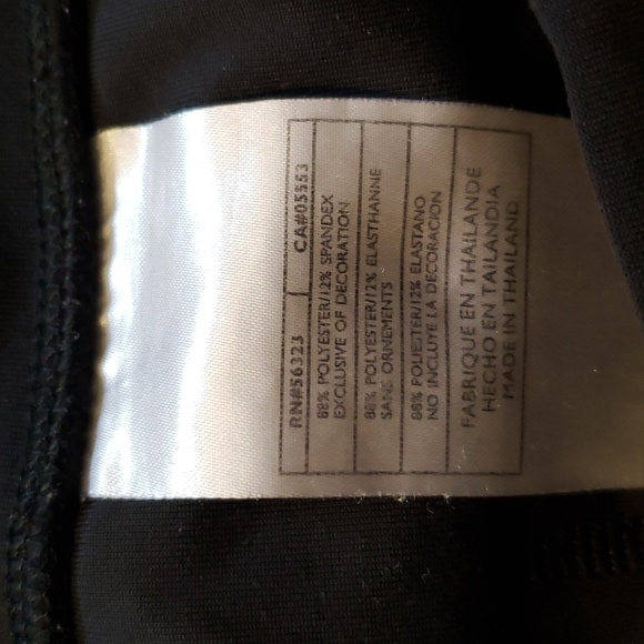 (S) Nike Classic Color Loose Leg Yoga Cropped Capri Stretch Activewear Athletic - Picture 4 of 9